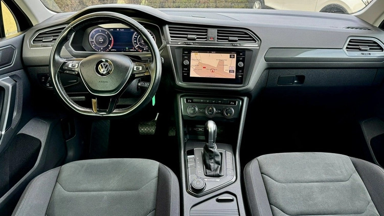 Volkswagen Tiguan cena 119900 przebieg: 150000, rok produkcji 2018 z Góra małe 781